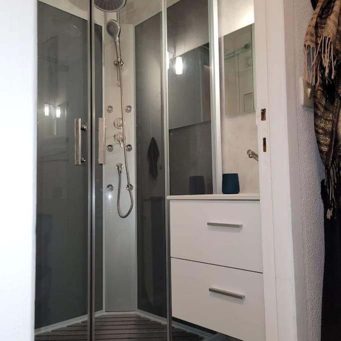 Studio - Sete - 100M Des Plages Luaran gambar