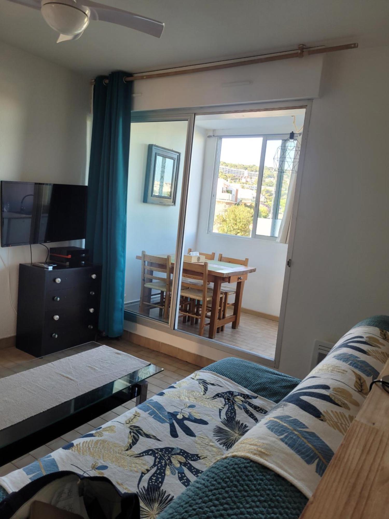 Studio - Sete - 100M Des Plages Luaran gambar