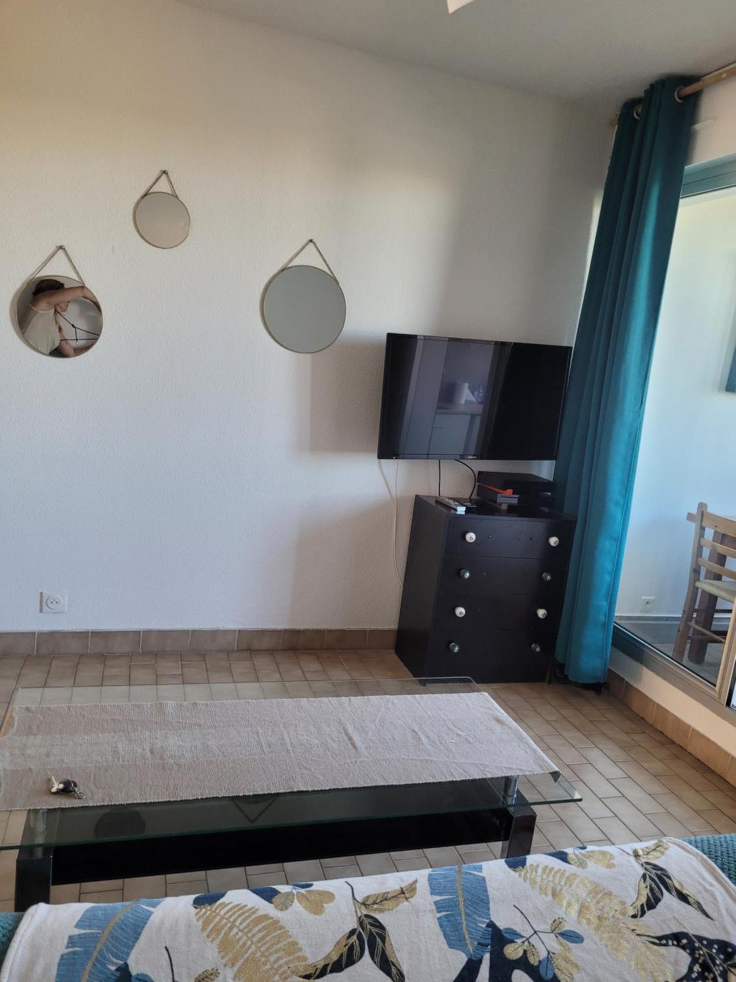 Studio - Sete - 100M Des Plages Luaran gambar